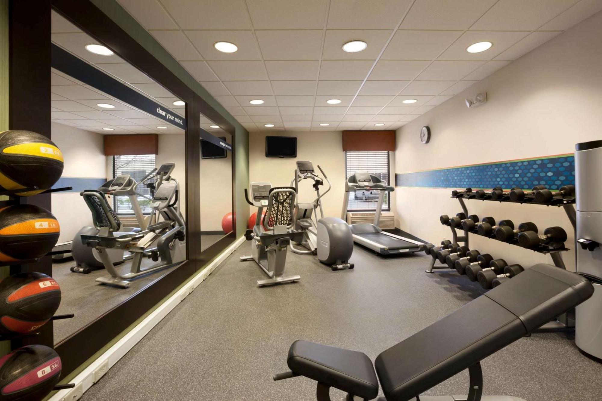 Hampton Inn Boston/Braintree Exterior photo