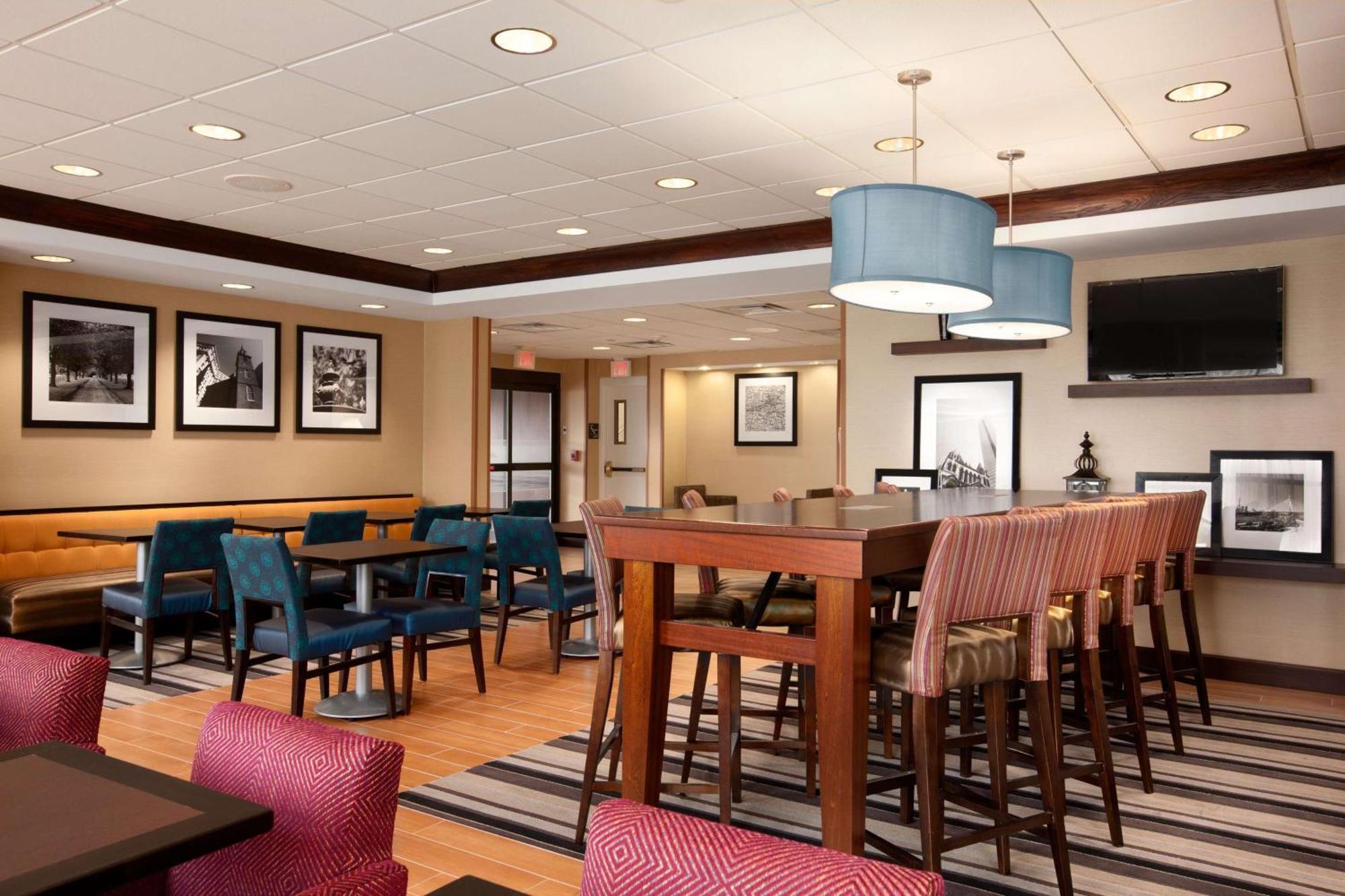 Hampton Inn Boston/Braintree Exterior photo
